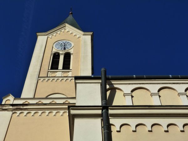 Cost of Church Gutter Installation in Westminster